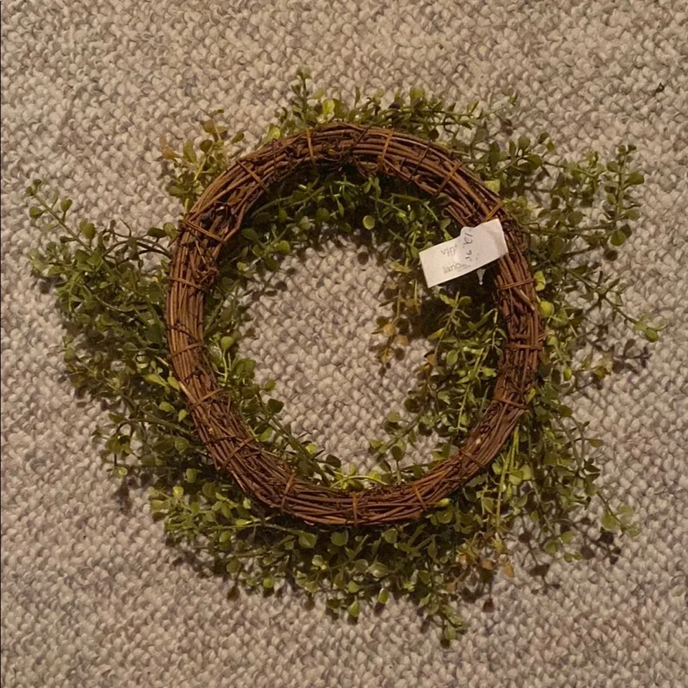Green Eucalyptus Holiday Wreath